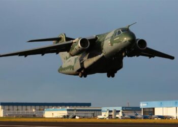 KC-390 Prototipi Yeniden Havada