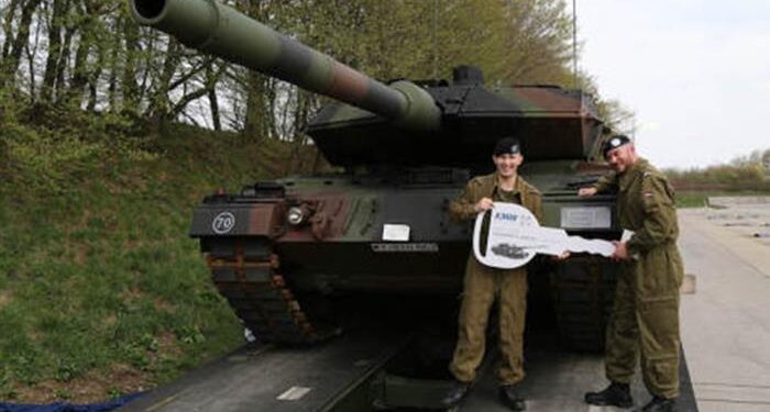 Gelişmiş Leopard Tankları, Teslim Edildi