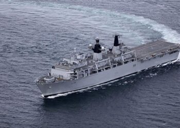 HMS Albion, Asya-Pasifik Görevinde