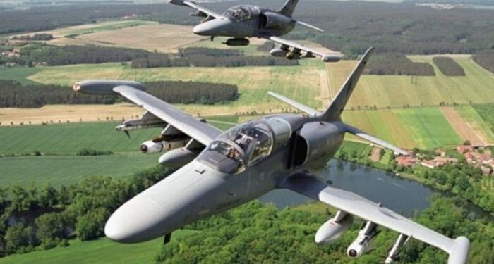 Hafif Taarruz Uçağında Aero Vodochody, IAI İş Birliği