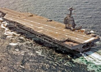 ABD’nin Uçak Gemisinde Tahrik Sistemi Arızası