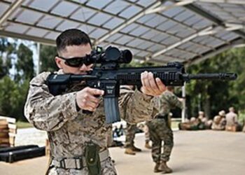 Deniz Piyadelerine 15 Bin Yeni Tüfek