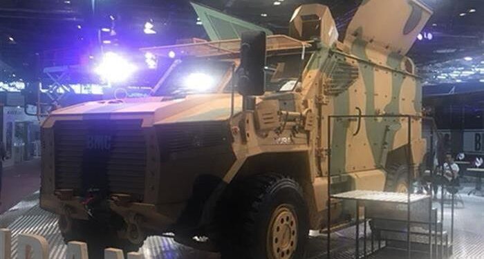 BMC’den Paris’te zırhlı şov