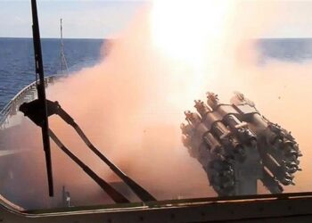 Rus Donanması 49 adet Kalibr seyir füzesi teslim aldı