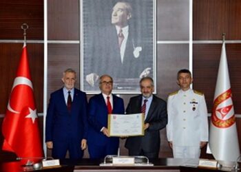 Deniz Kuvvetleri için denizde ikmal gemisi geliyor