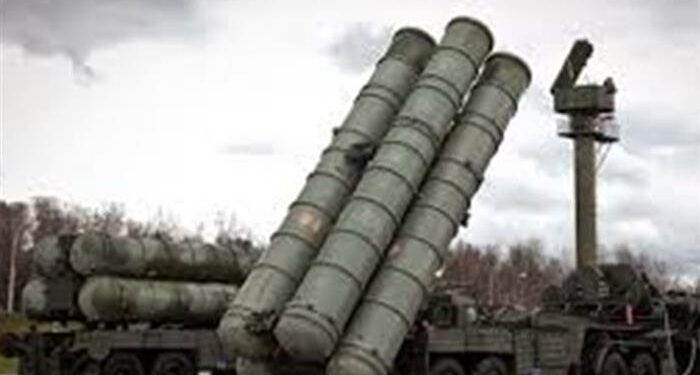Çin ilk S-400 füze sistemlerini teslim aldı