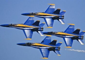 Meleklere Yeni Uçaklar