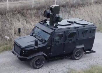 Katmerciler Gaz Bombasını Uzaktan Attırıyor