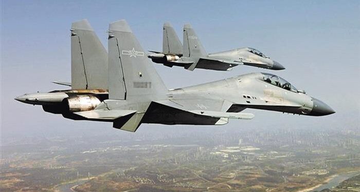 Çin Uçağı Tayvanı Hedefliyor