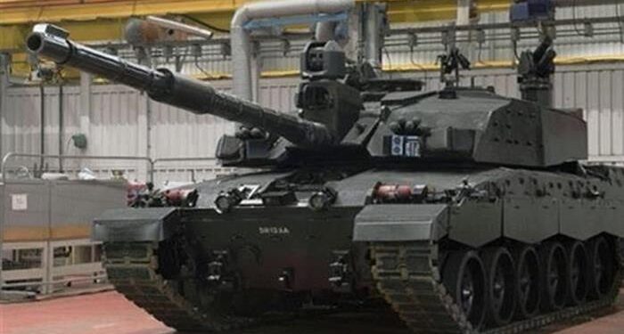 BAE Systems “Demir Yumruk”lu Kara Şövalye’yi Tanıttı