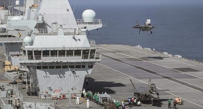 F-35B, HMS Queen Elizabeth’in Güvertesine İndi