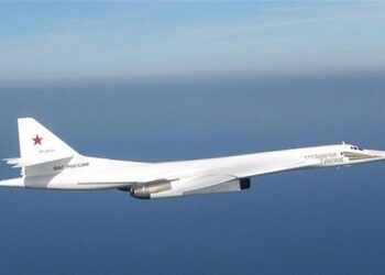 Tu-160’lar Kutbu Geçti