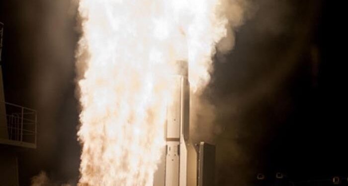 Japonya’nın SM-3’ü Balistik Füze Hedefini Engelledi