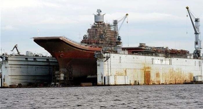 Kuru Havuz Battı, Rusya’nın Tek Uçak Gemisi Amiral Kuznetsov Hasar Gördü