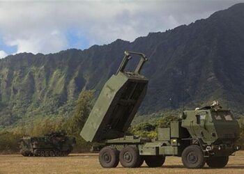 F-35’den HIMARS Atışı