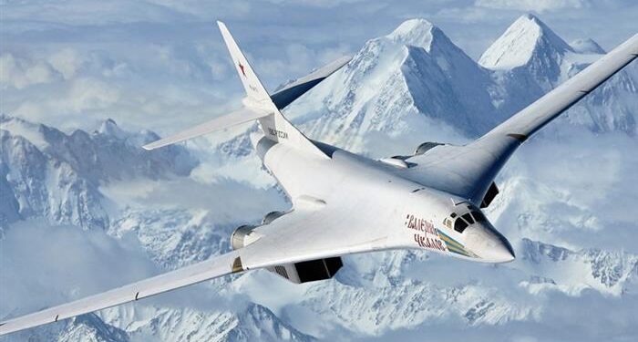 Stratejik Uçağa Motor Desteği