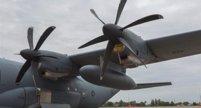 Avusturalya C-130J’de Harici Yakıt Tankını Deniyor