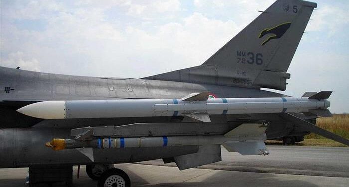 Japonya 32 adet AIM-120C-7 Ediniyor