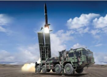 Bora 280km’den Esti