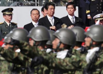 Japonya Geçmişe Dönüyor