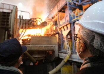 Savunma Sanayii Başkanı Stratejik İldeki Stratejik Tesisleri Gezdi