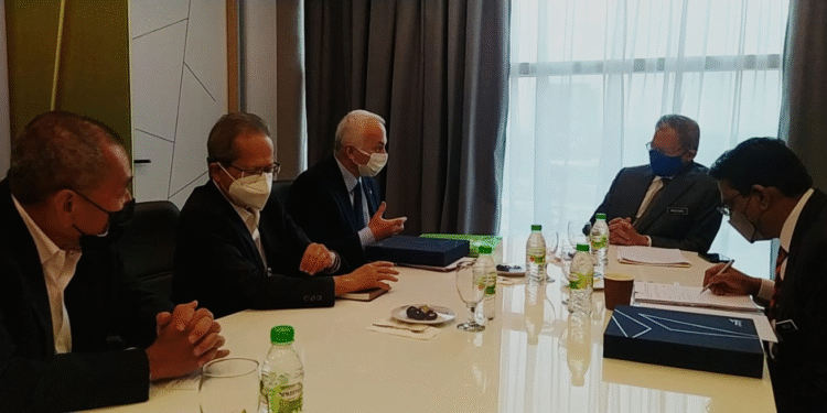 Prof. Dr. Temel Kotil Malezya Ekonomi Bakanını Ziyaret Etti