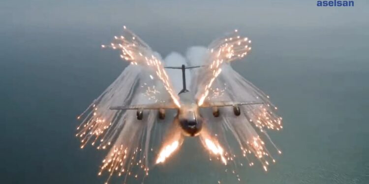 ASELSAN EH ve Aviyonik Modernizasyon Çözümlerini Londra’da Tanıtacak