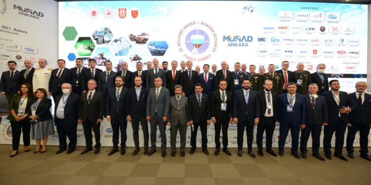 Askeri Radar ve Sınır Güvenliği Zirvesi’ne Sayılı Gün