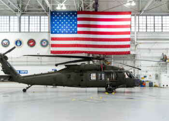 Sikorsky 5.000’inci Hawk’ı Teslim Etti