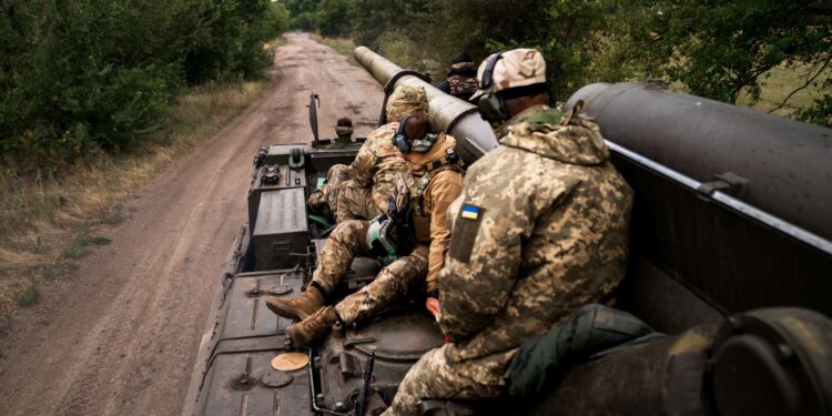 Finlandiya Ukrayna’ya Silah Gönderecek