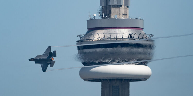 F-35’ler Kanada Yolcusu!