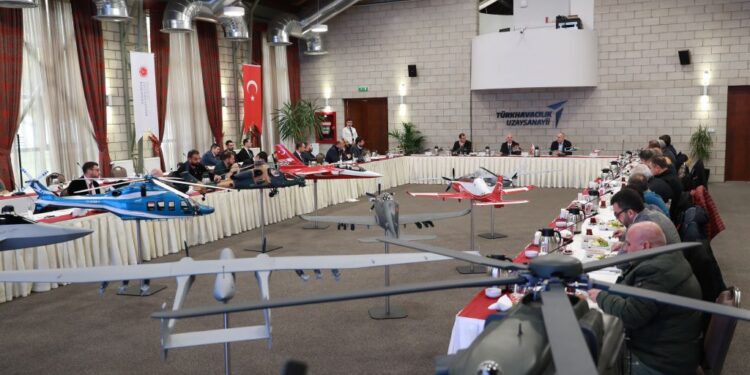 Küresel Rotorlu Araç Rekabetinde TUSAŞ Dengeleri Bozacak