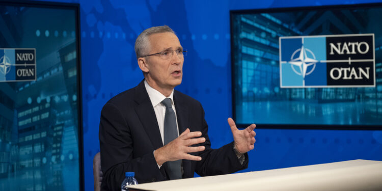 Stoltenberg Ekim’de Görevden Ayrılmayı Planlıyor