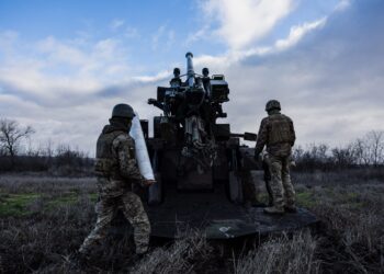 Fransa ve Avustralya’dan Ukrayna’ya Ortak Yardım