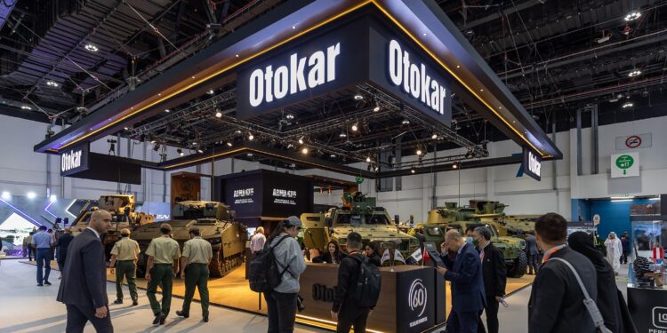 Otokar 6 Aracı ile IDEX 2023’te