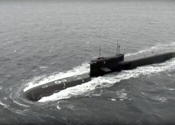 Rusya Denizaltı Devriyelerini Uzatıyor