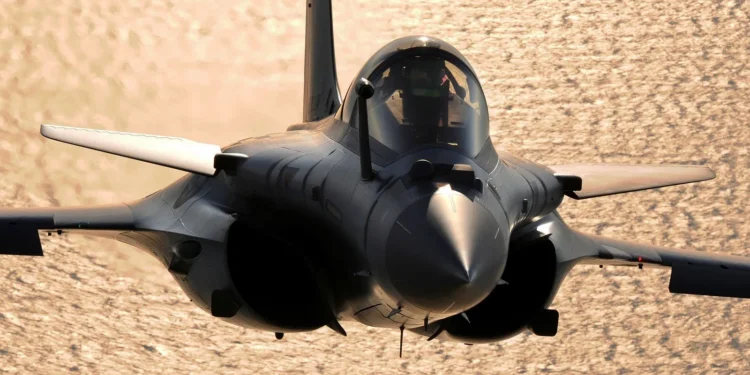 Fransa Rafale F4 Savaş Uçaklarından İlkini Teslim Aldı