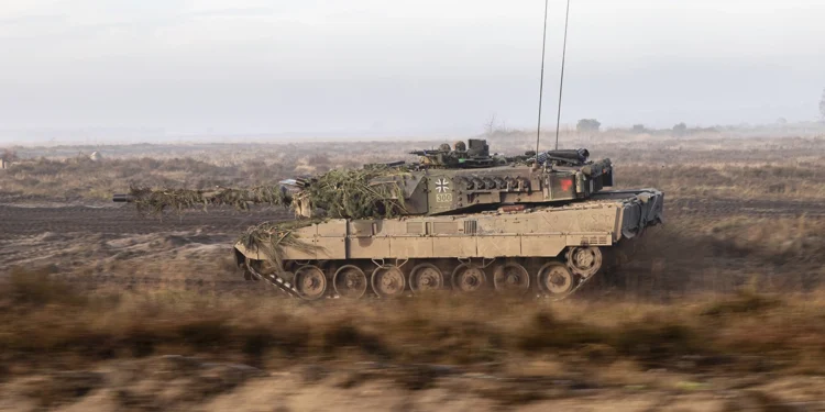 Bundeswehr, 18 Adet Yeni LEOPARD 2 A8 Ana Muharebe Tankı Sipariş Etti