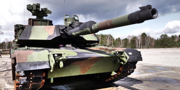 Polonya Abrams’ları Sahnede