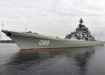 Rus Kirov Sınıfı Nükleer Gemi, Yerini Admiral Nakhimov Gemisine Bırakıyor 