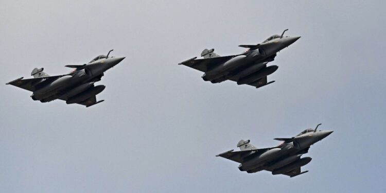 Japonya ve Fransa’dan Ortak Hava Tatbikatı