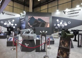 CANiK İngiltere Yolcusu