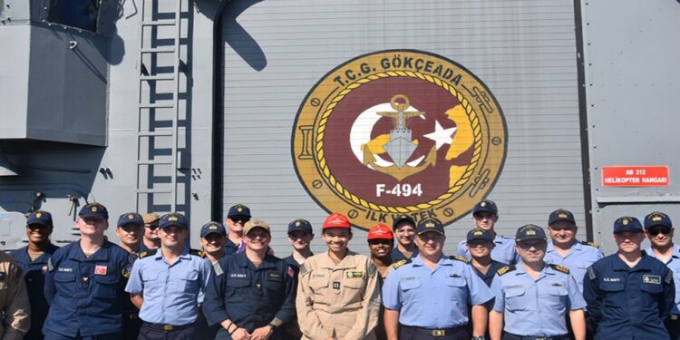 TCG Gökçeada NATO Görevinde
