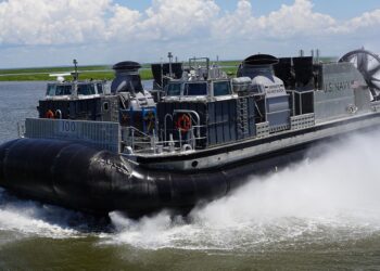 Textron Systems Hovercraft SSC LCAC 100 Sınıfı Gemiler için 241 Milyon Dolarlık Sözleşme Kazandı