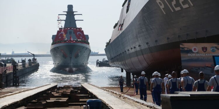 PNS BABUR Teslim Töreni Gerçekleşti
