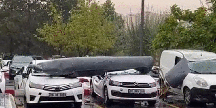 Yakıt Tankı Otoparka Düştü