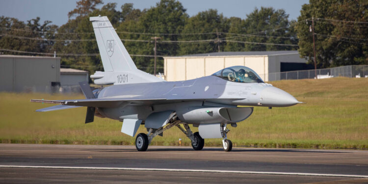 Slovak Blok 70’leri Gökyüzüyle Buluşuyor