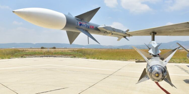 Çek Cumhuriyeti Rafael’den Havadan Havaya Füzeler Sipariş Etti