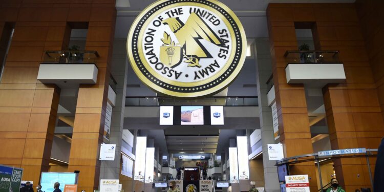 İnsan, Savaş ve Cumhuriyet