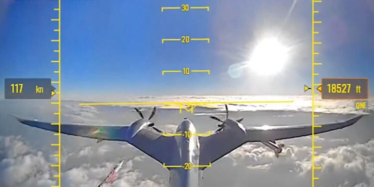 AKINCI TİHA, Süpersonik Füze Attı